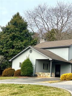 124 Kyfields Road