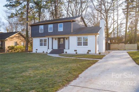 6032 Springhouse Lane