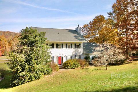 507 Saddleback Court sold home in Hidden Valley Farms, Asheville, NC