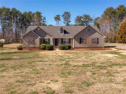 1085 Hooper Creek Road