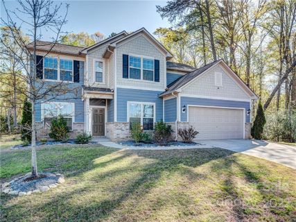 18036 Flowering Oak Court