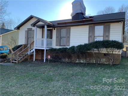 8217 Chrisbry Lane sold home in Hampton Park, Charlotte, NC