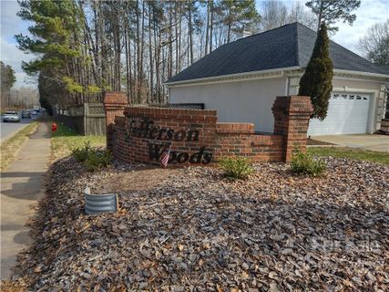 2633 Independence Way