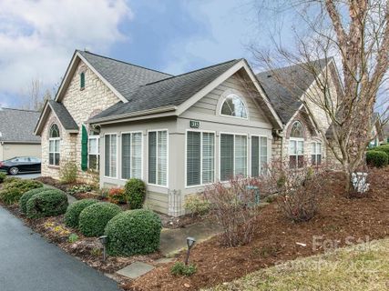 105 Outlook Circle