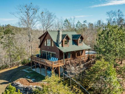 206 Legend Drive sold home in Stonecrest, Mill Spring, NC