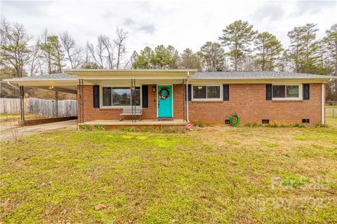 2630 Fairgreen Drive