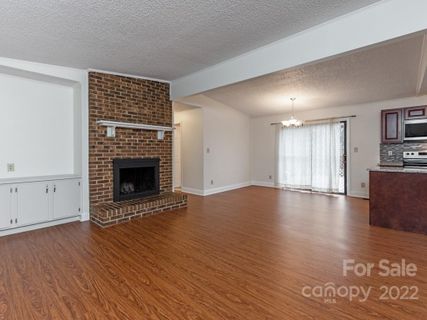 7817 Heatherdale Court