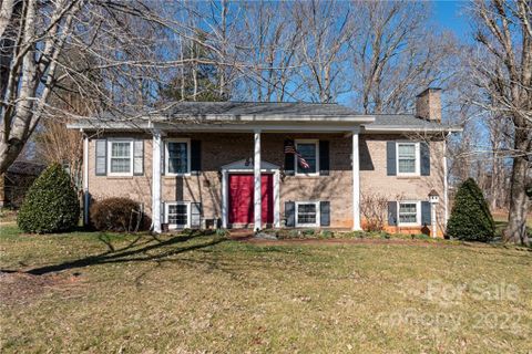 2508 Sutton Street sold home in Sutton Place, Lenoir, NC