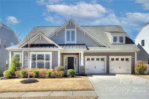 945 Parkland Place