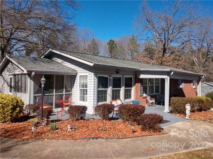 203 Oak Forest Drive sold home in Price Acres, Forest City, NC