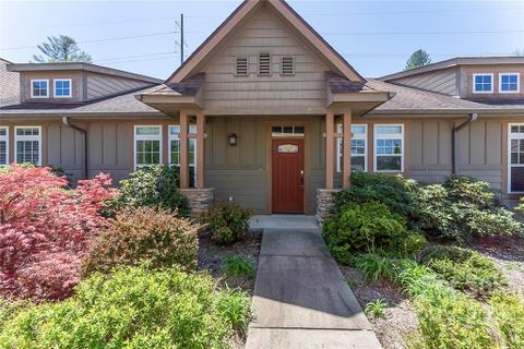 23 Foxtail Court sold home in Foxchase, Hendersonville, NC