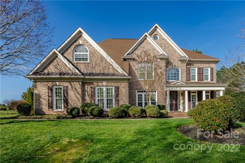 7151 Harcourt Crossing
