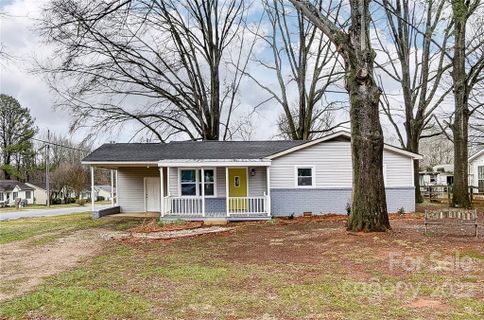214 Botany Drive