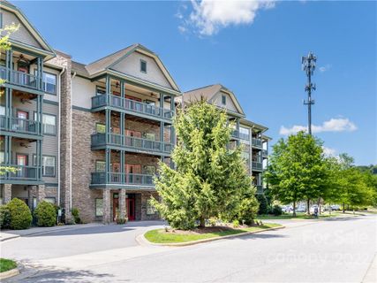 9 Kenilworth Knoll 213