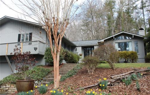 130 Robin Road