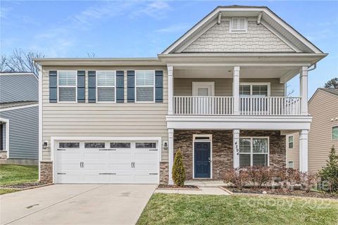 4394 Falls Lake Drive sold home in Park View, Concord, NC