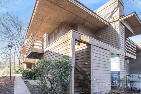 1855 J Julian Lane E sold home in Northampton, Charlotte, NC