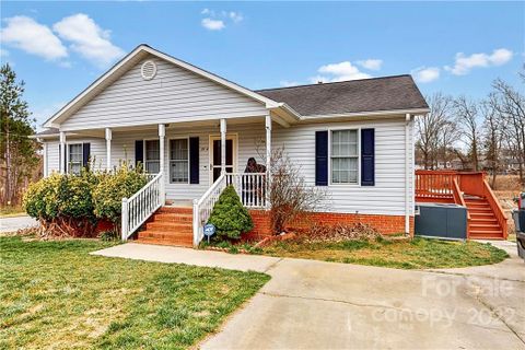 Previously sold for $285,000
