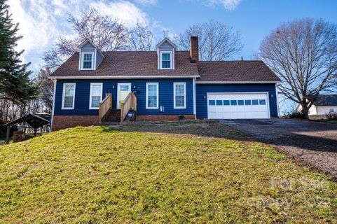 128 Cedar Road