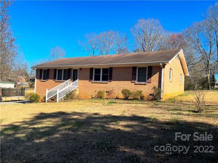 832 Pinebranch Road
