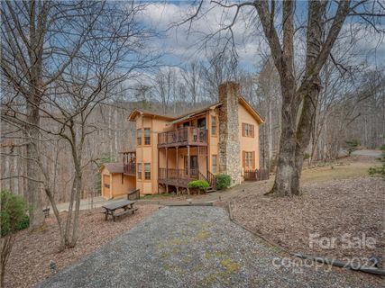 108 Snow Court