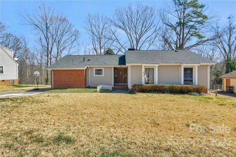 5922 Sullins Road