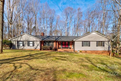 250 Hidden Hut Road sold home in Hidden Hut Farms, Salisbury, NC