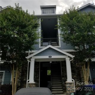 100 Vista Lake Drive 108