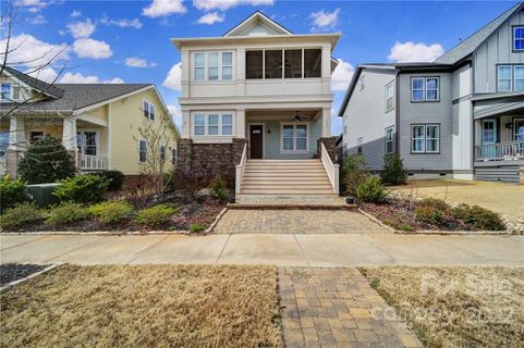 455 Luray Way