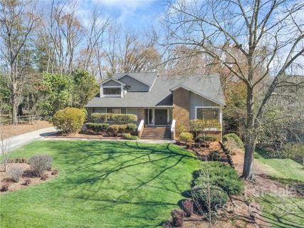 9421 Hunting Court
