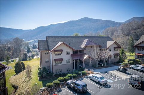 1564 Country Club Drive B303