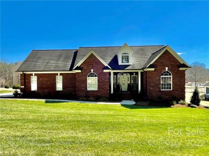 3676 Glenn Oaks Drive sold home in Glenn Oaks, Maiden, NC