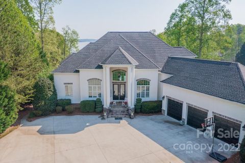 4880 Webbs Chapel Church Road sold home in Back Bay, Denver, NC