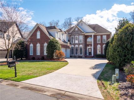 11757 James Richard Drive sold home in Vanderbilt At Providence, Charlotte, NC