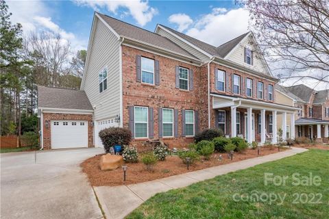 2419 Hamlet Court sold home in Pleasant Ridge, Matthews, NC