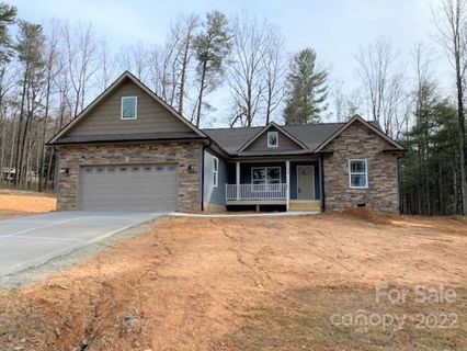 24 Pounding Mill None sold home in Bearwallow Glen, Hendersonville, NC