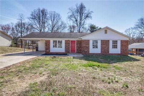 455 Picadilly Lane