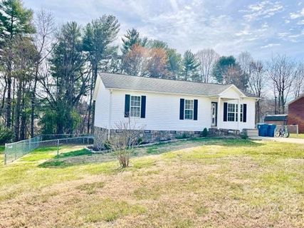 405 Forest Drive sold home in Forest Park, Maiden, NC