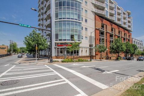 505 E 6th Street 804