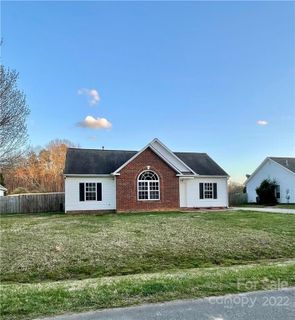 318 Tamarack Drive