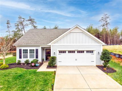 16142 Commodore Drive