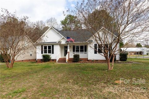 903 Sweetgrass Lane sold home in Lakeside, Rock Hill, SC