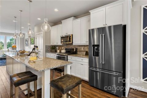 338 Simeon Drive GW22