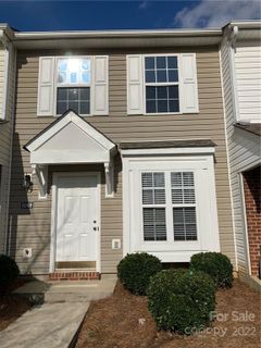 8069 Kennet Lane