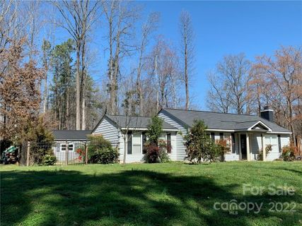 4533 Nicks Tavern Road