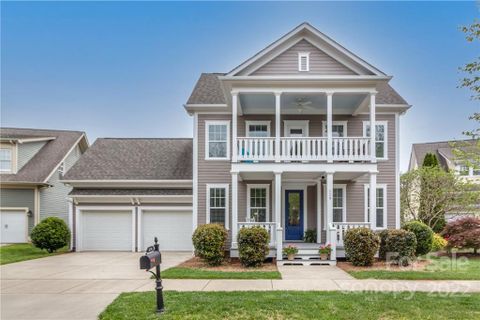 119 Lavender Bloom Loop