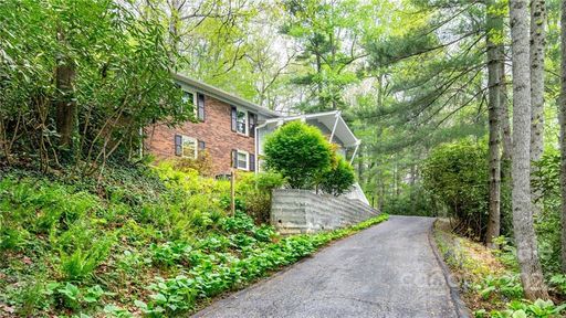 190 Long John Drive sold home in Long John Mt Estates, Hendersonville, NC