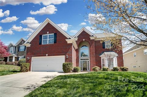 13813 Daltrey Lane