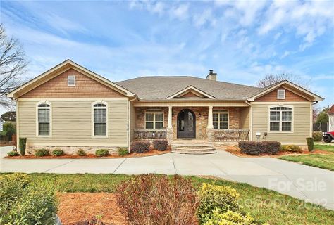 310 Canvasback Road