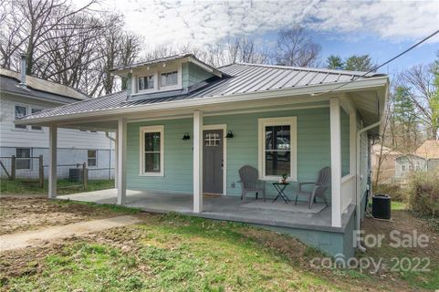 176 Richland Street sold home in W M Worley Estate, Asheville, NC